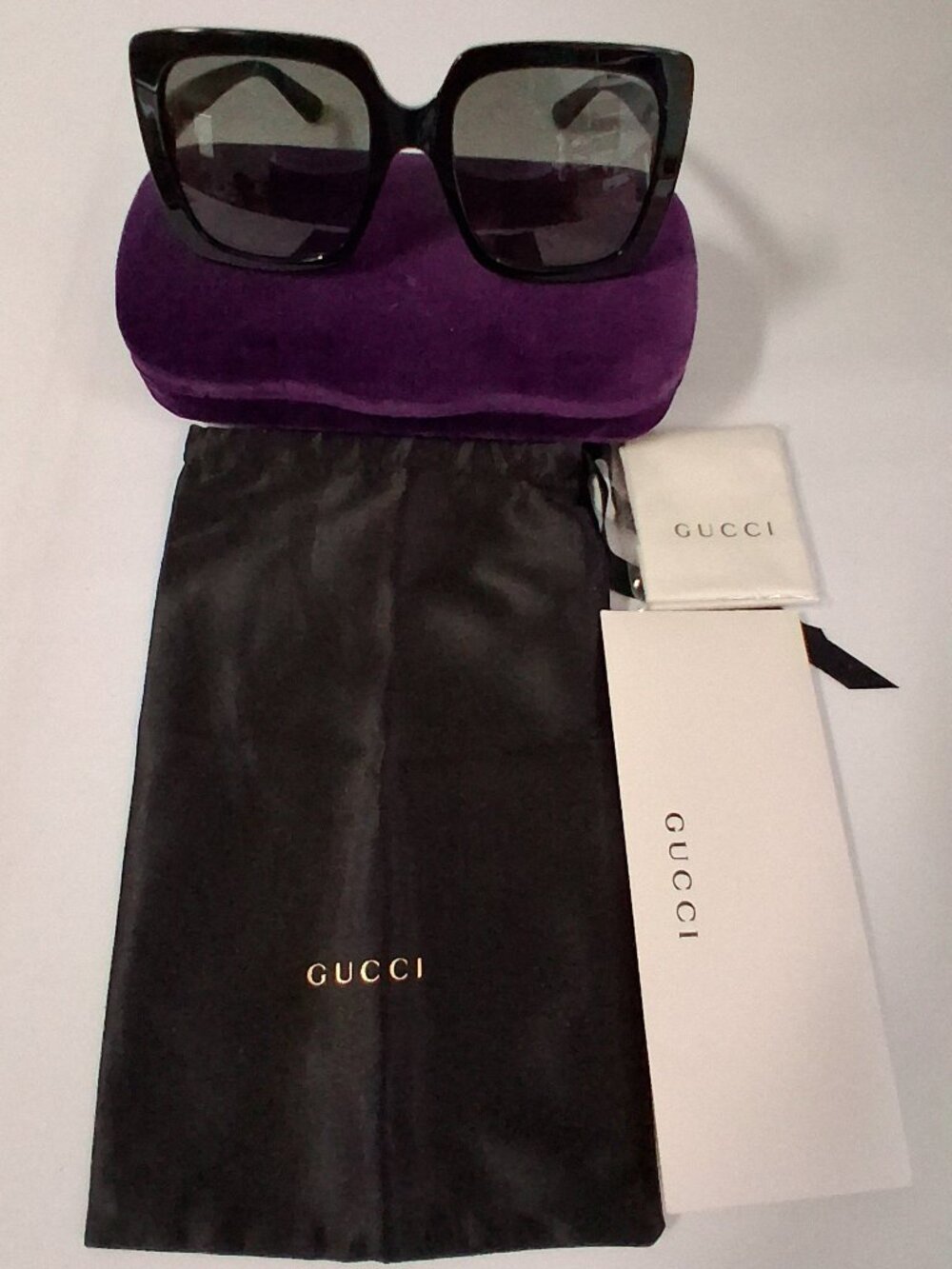 Gucci Women’s Sunglasses GG0418S-001-54 – New in Box